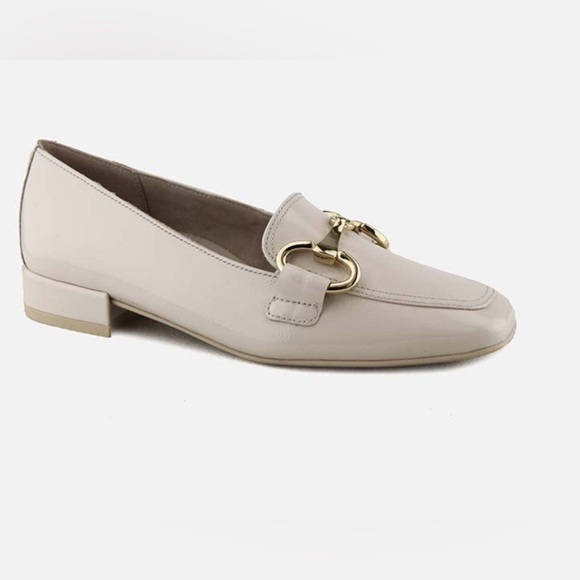 NWT Paul Green Cream leather Loafers size 7 - Picture 2 of 9